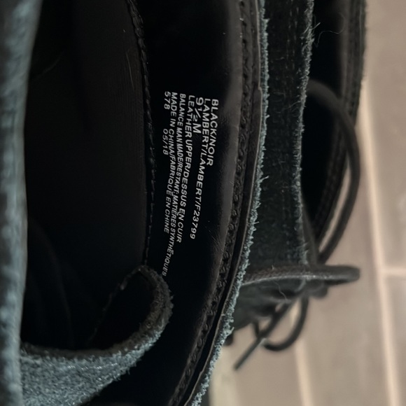 White mountain black Lambert suede dessert boot with wedge heel - Picture 5 of 6